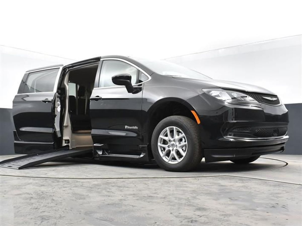 2023 CHRYSLER VOYAGER - Image 22