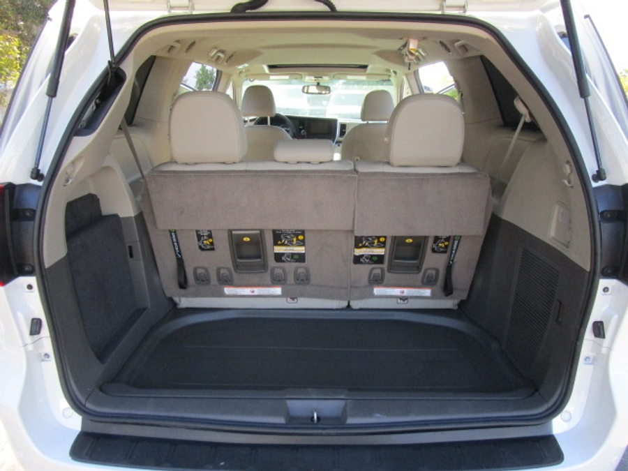 Used 2017 Toyota Sienna XLE Base - VMI Side Entry Entry In Floor Automatic Ramp