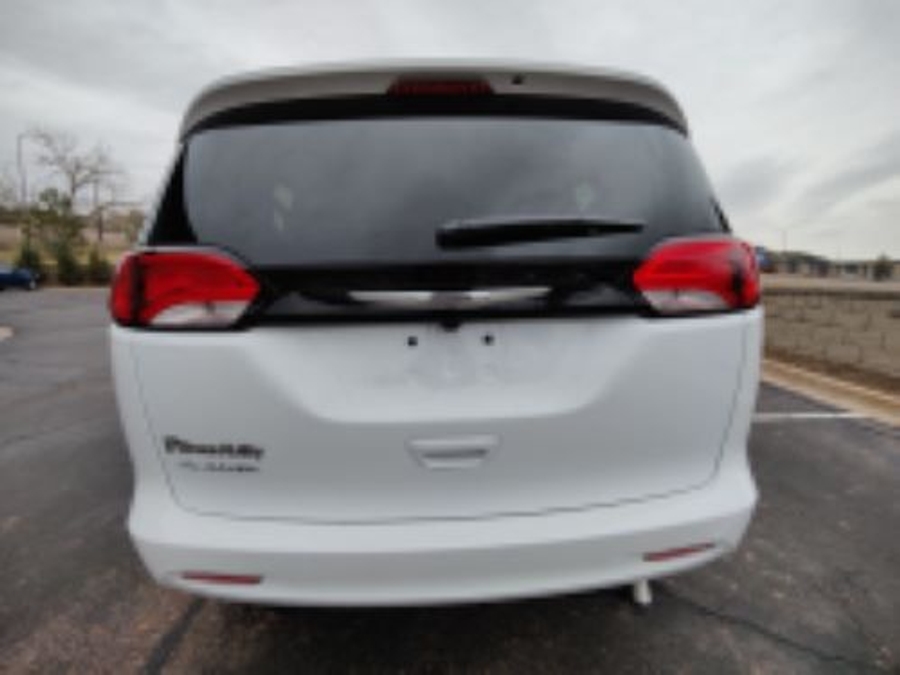 New 2025 Chrysler Voyager LX w QRT Max - BraunAbility Commercial Side Entry Fold Out Manual Ramp
