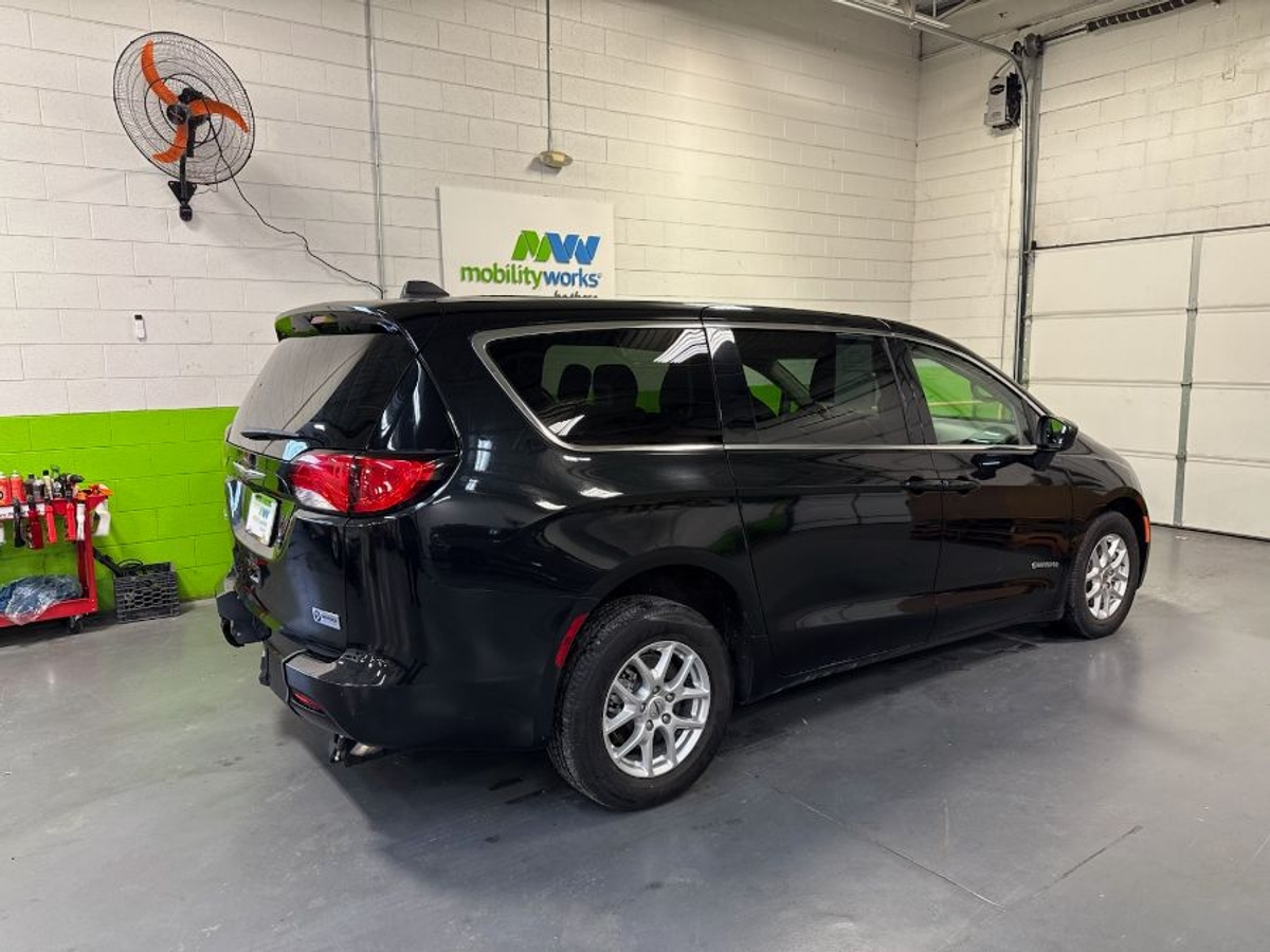 2022 CHRYSLER VOYAGER - Image 5