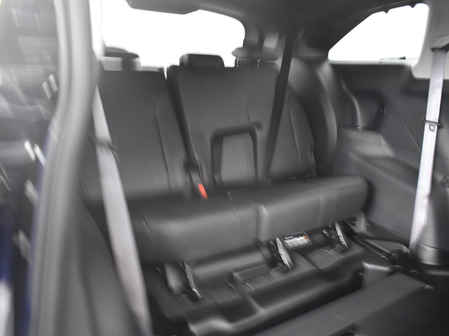 New 2025 Toyota Sienna Hybrid Platinum - BraunAbility Side Entry Entry In Floor Automatic Ramp