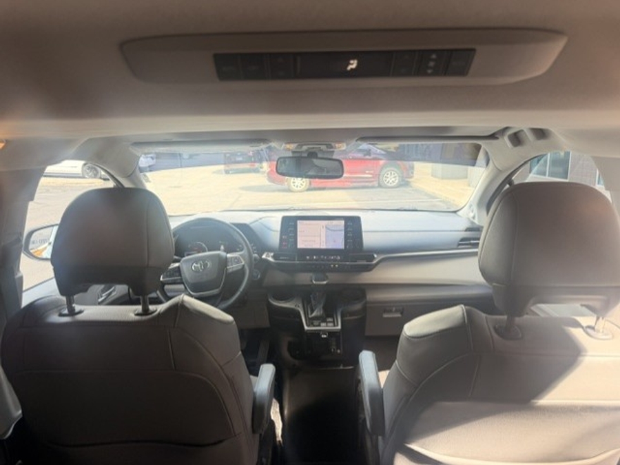 Used 2021 Toyota Sienna Hybrid XLE - BraunAbility Side Entry Fold Out Automatic Ramp