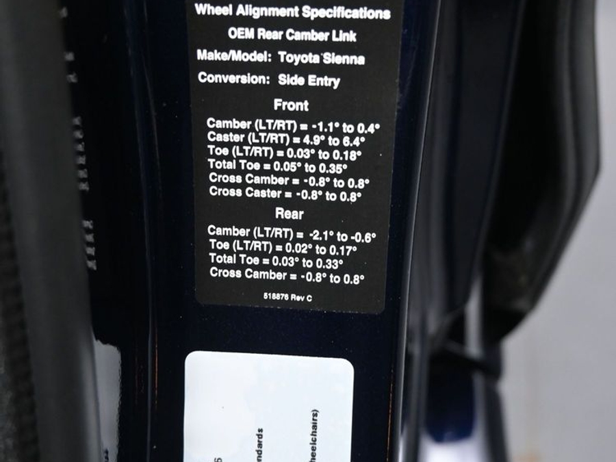 New 2026 Toyota Sienna Hybrid XLE Add - BraunAbility Side Entry Fold Out Automatic Ramp