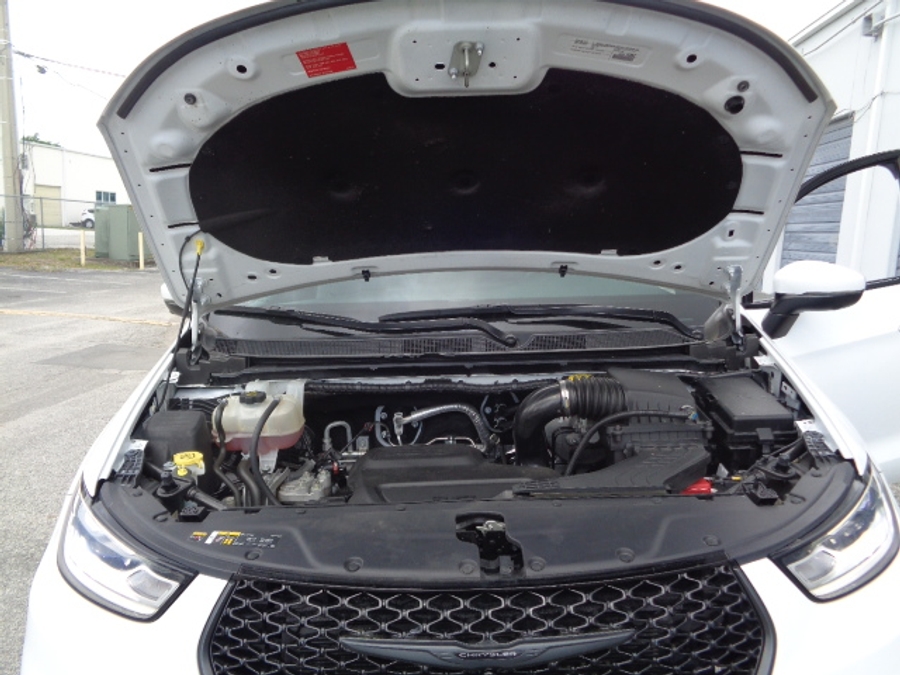 Used 2023 Chrysler Pacifica Touring L Sport - BraunAbility Side Entry Entry Fold Out Automatic Ramp