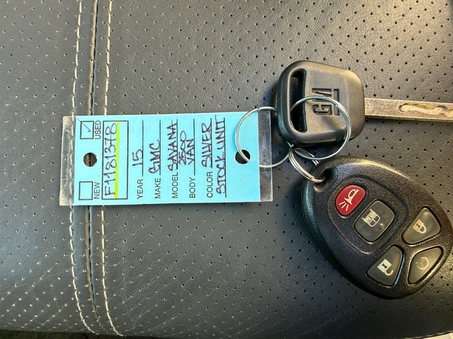 Used 2015 GMC Savana Explorer - Side Entry Entry Lift Automatic Ramp