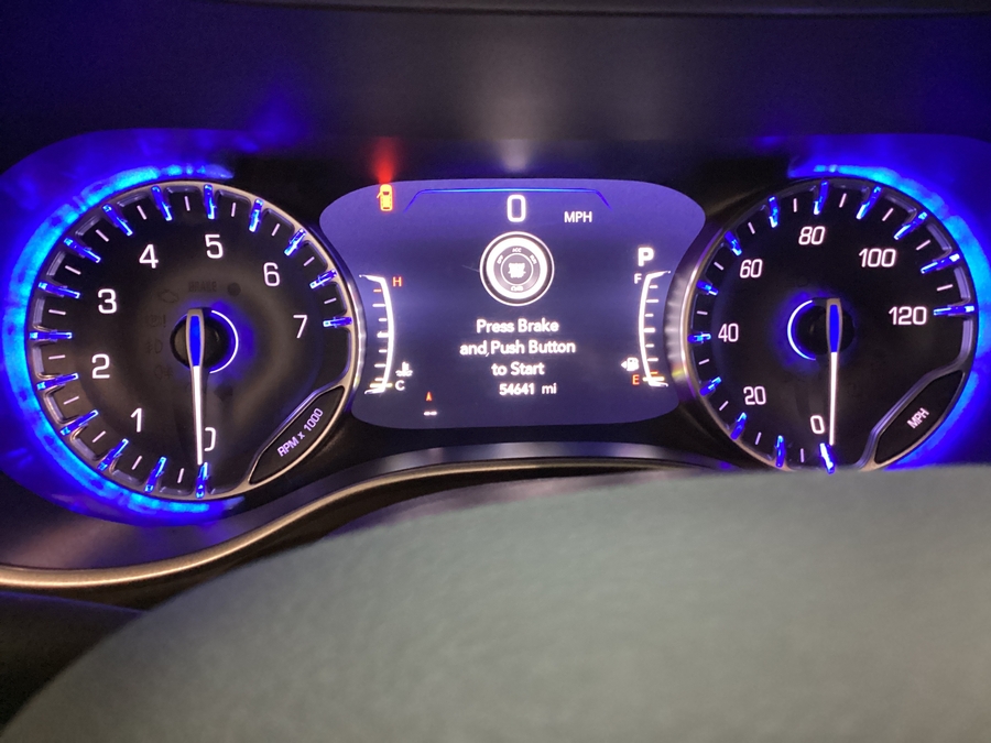 Número de imagen Chrysler Pacifica negro 9