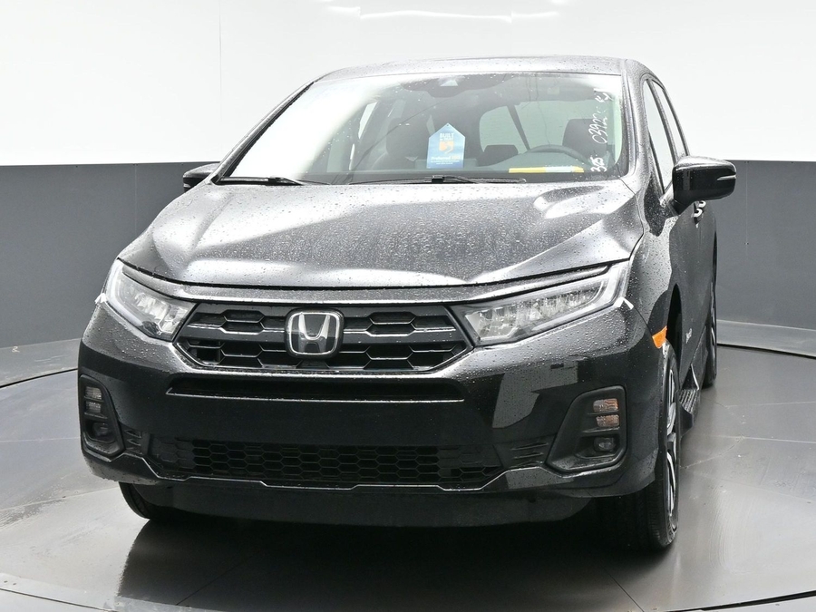 Black Honda Odyssey image number 1