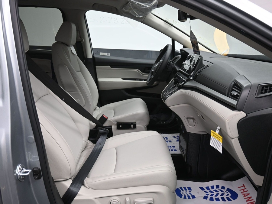 New 2026 Honda Odyssey EX-L - BraunAbility Side Entry Entry In Floor Automatic Ramp