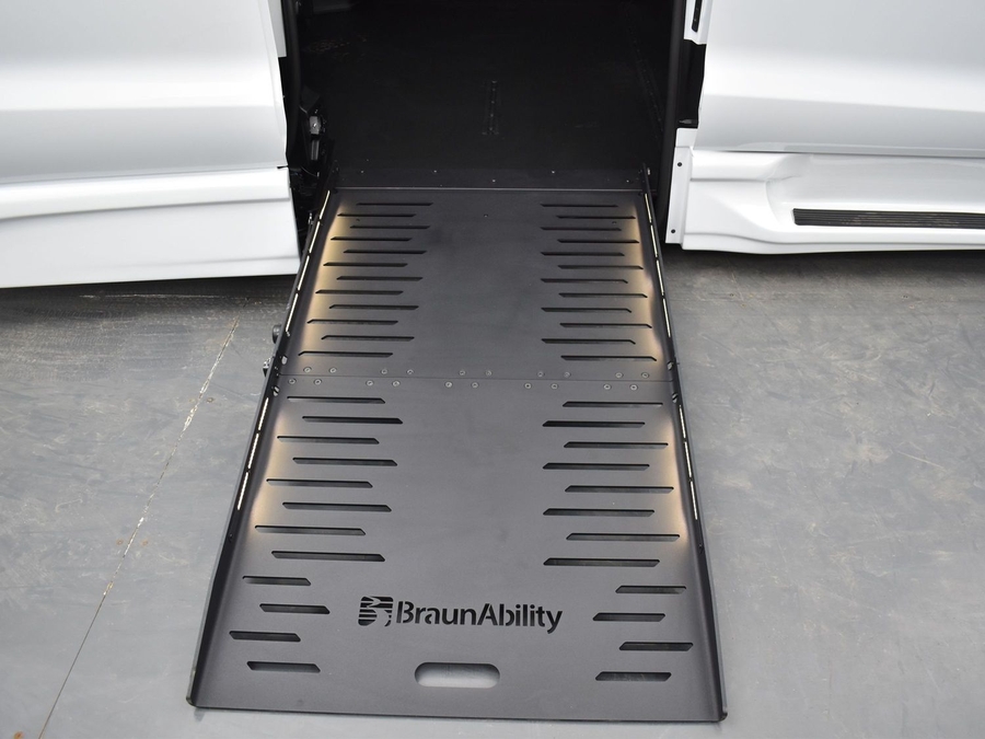 Used 2025 Chrysler Pacifica Select Safety - BraunAbility Side Entry Fold Out Automatic Ramp