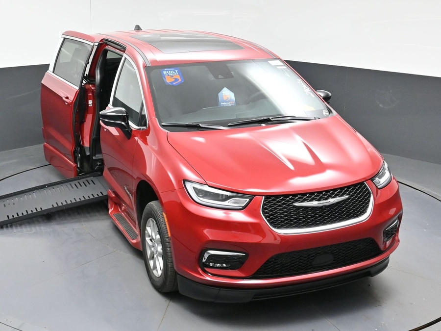 Red Chrysler Pacifica image number 20