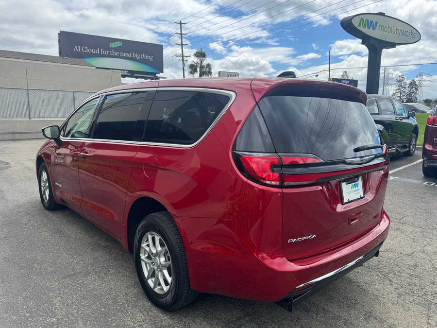 Red Chrysler Pacifica image number 4