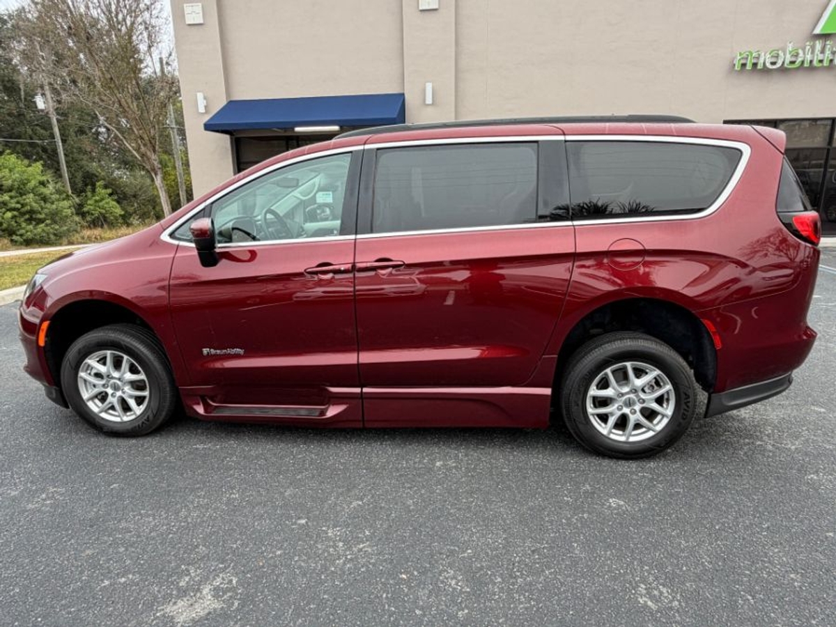 2021 CHRYSLER VOYAGER - Image 12