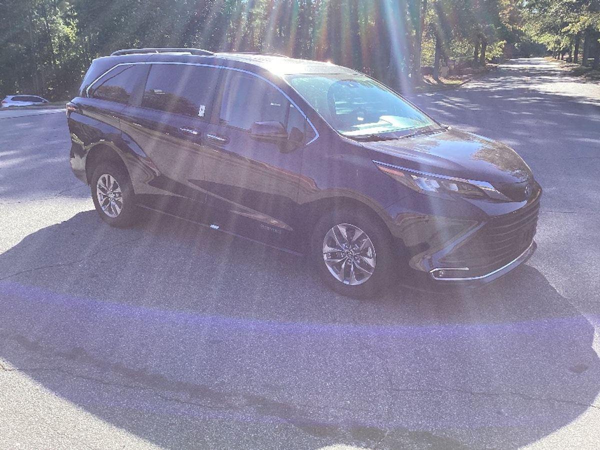 2024 TOYOTA SIENNA - Image 15