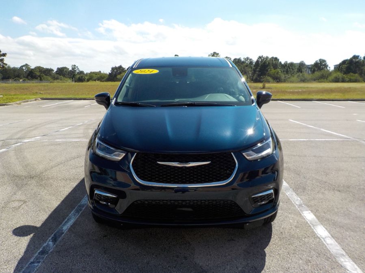 2024 CHRYSLER PACIFICA - Image 21