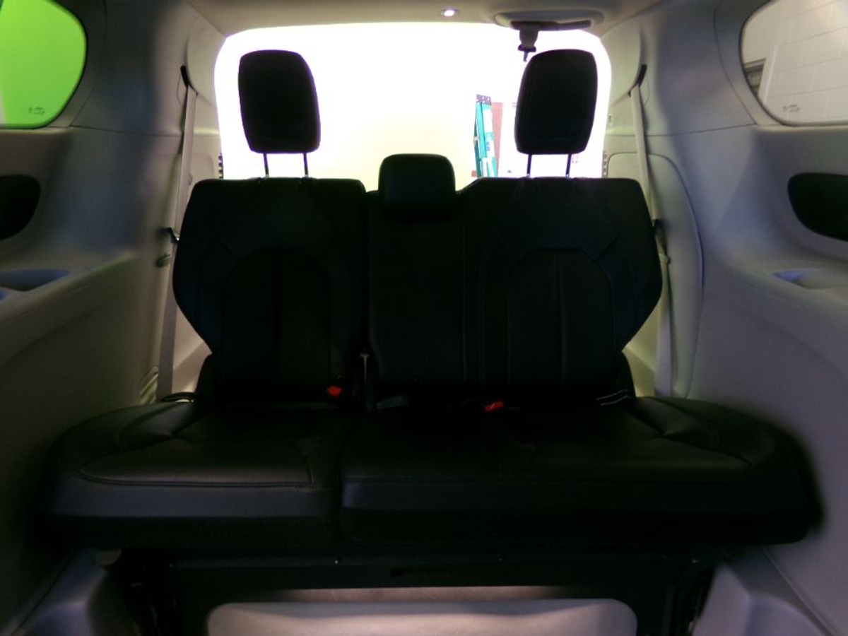 2021 CHRYSLER PACIFICA - Image 10