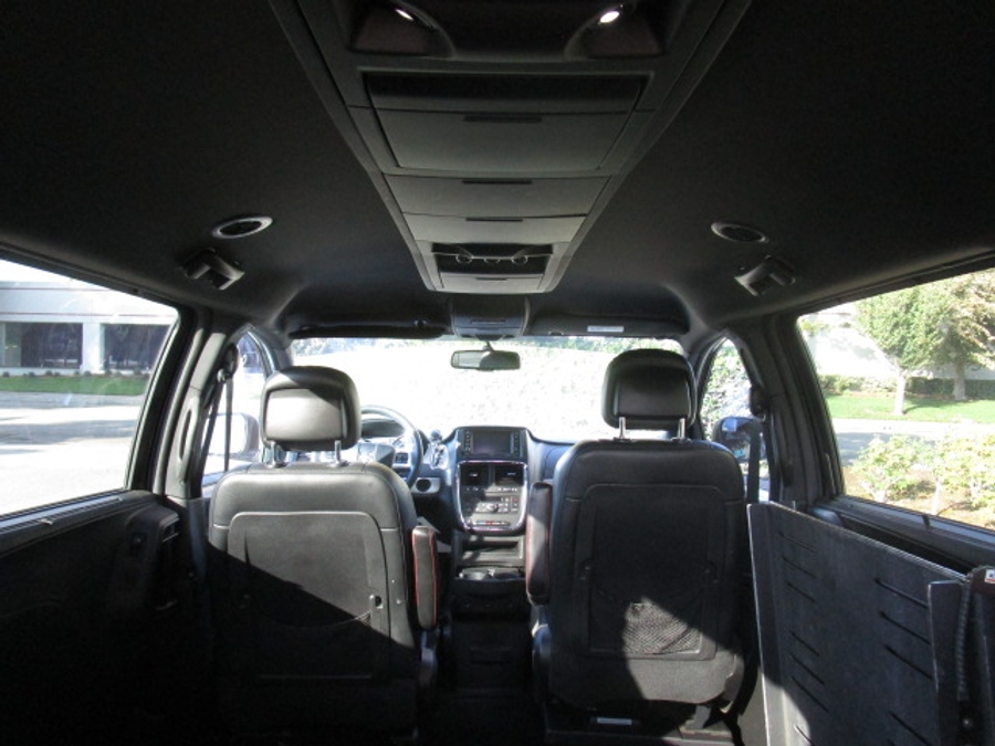 Used 2012 Dodge Grand Caravan RT - BraunAbility Side Entry Entry Fold Out Automatic Ramp