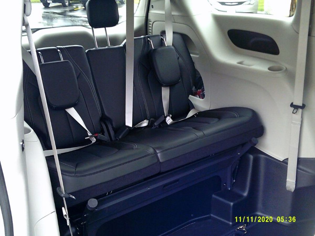 2023 CHRYSLER PACIFICA - Image 16