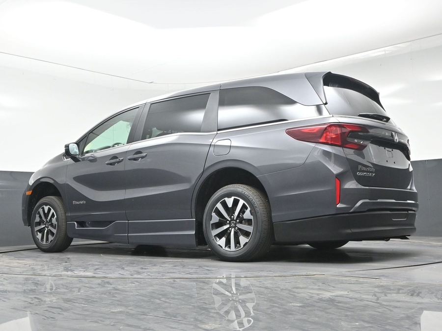 New 2026 Honda Odyssey EX-L - BraunAbility Side Entry In Floor Automatic Ramp