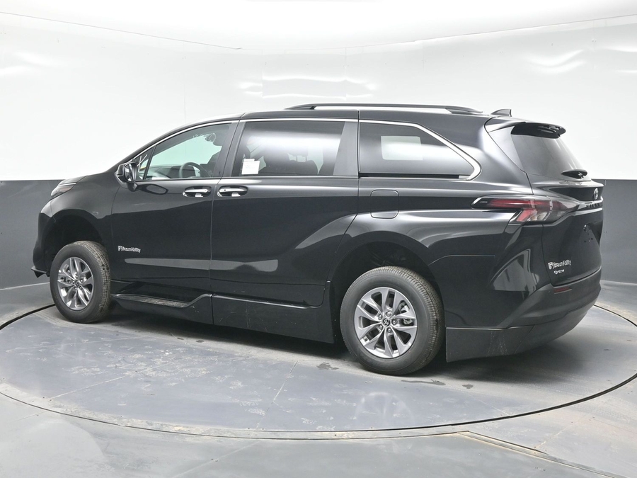 Black Toyota Sienna with Side Entry Automatic Fold Out ramp