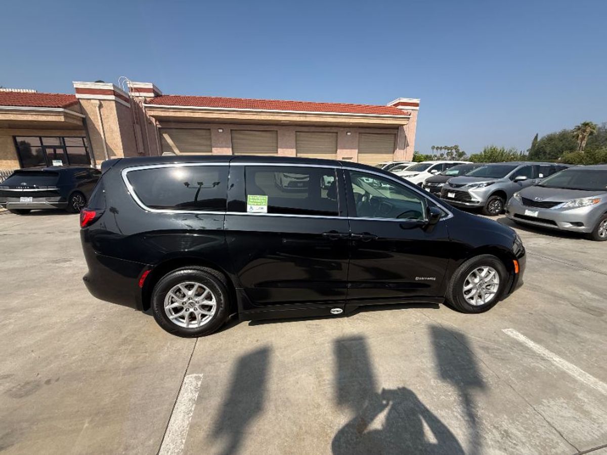 2022 CHRYSLER VOYAGER - Image 3