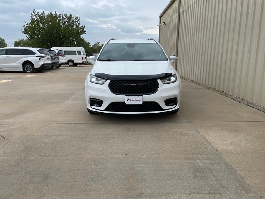 Used 2022 Chrysler Pacifica Touring L - AMS Side Entry Fold Out Automatic Ramp