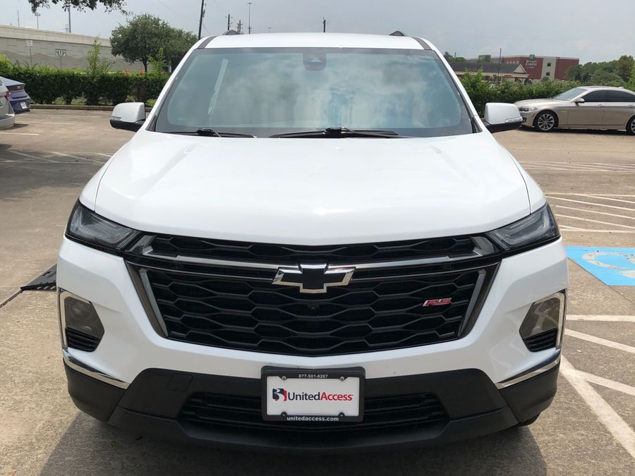 Used 2022 Chevrolet Traverse RS - BraunAbility Side Entry Entry In Floor Automatic Ramp