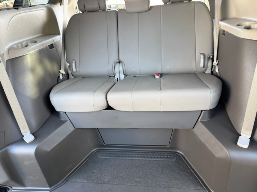Used 2017 Toyota Sienna XLE - VMI Side Entry In Floor Automatic Ramp