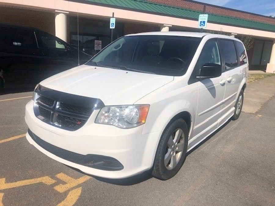 Used 2013 Dodge Grand Caravan SE - BraunAbility Side Entry Entry Fold Out Manual Ramp