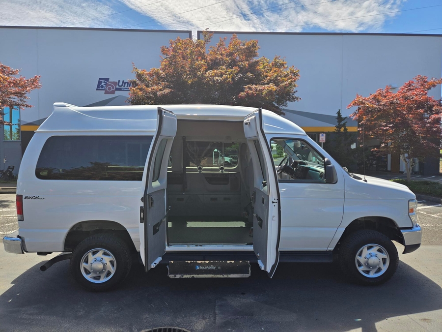 Used 2013 Ford Econoline E-350 SD XLT - OTH Side Entry Lift Automatic Ramp