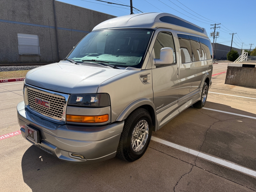 Used 2015 GMC Savana Explorer - Side Entry Entry Lift Automatic Ramp