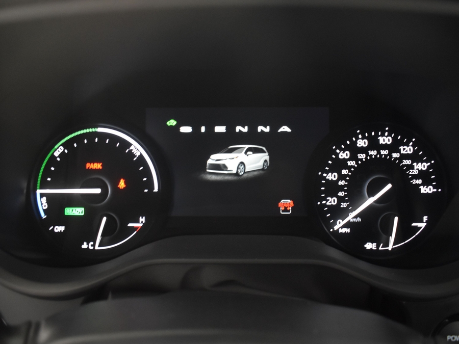 New 2025 Toyota Sienna LE - BraunAbility Commercial Rear Entry Entry Fold Out Manual Ramp