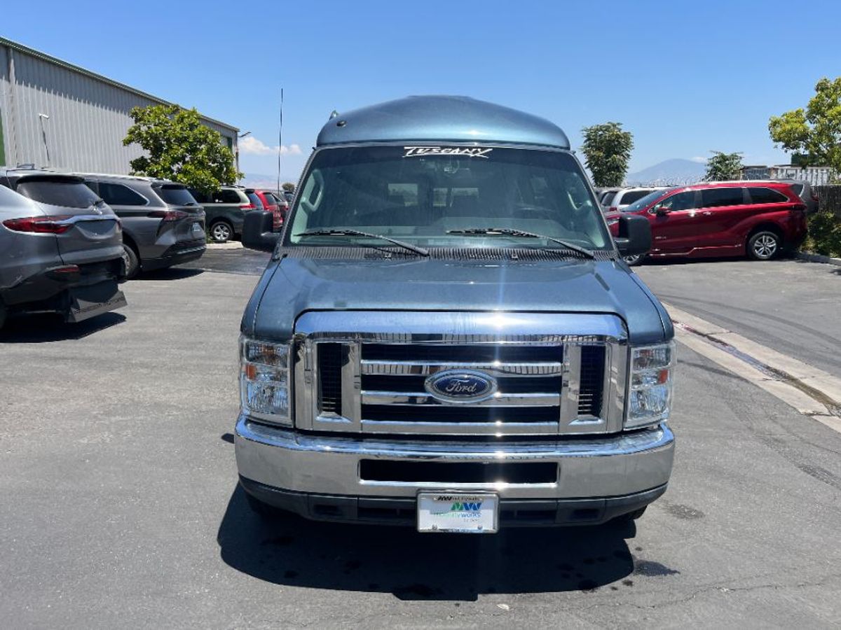  Ford E-Series image number 6
