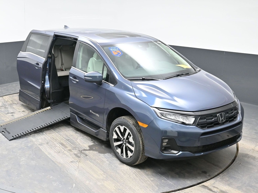 New 2026 Honda Odyssey EX-L - BraunAbility Side Entry Entry In Floor Automatic Ramp