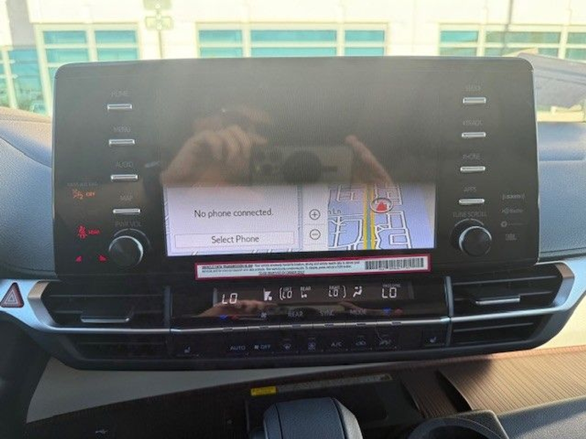 2024 TOYOTA SIENNA - Image 14