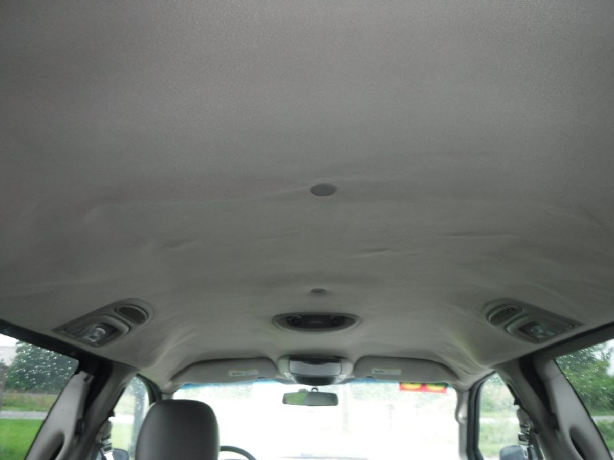 2006 CHRYSLER TOWN AND COUNTRY - Image 15