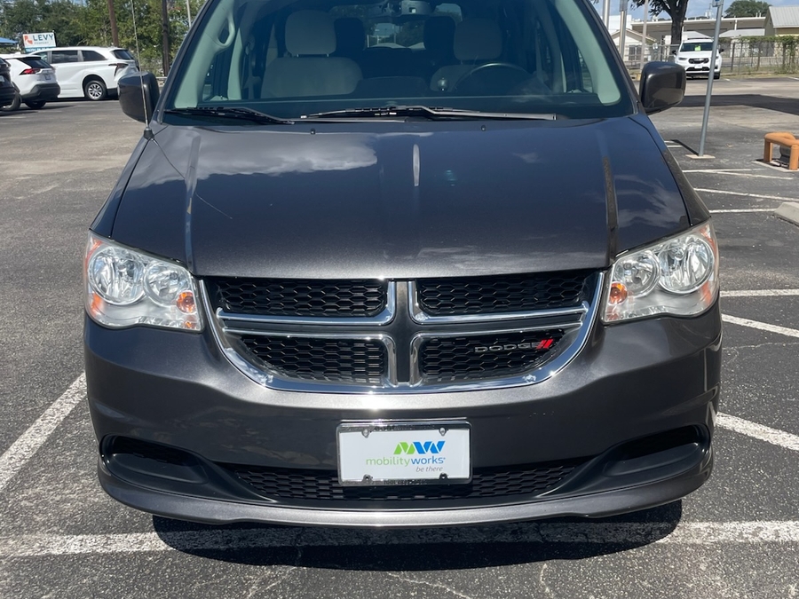  Dodge Grand Caravan image number 3