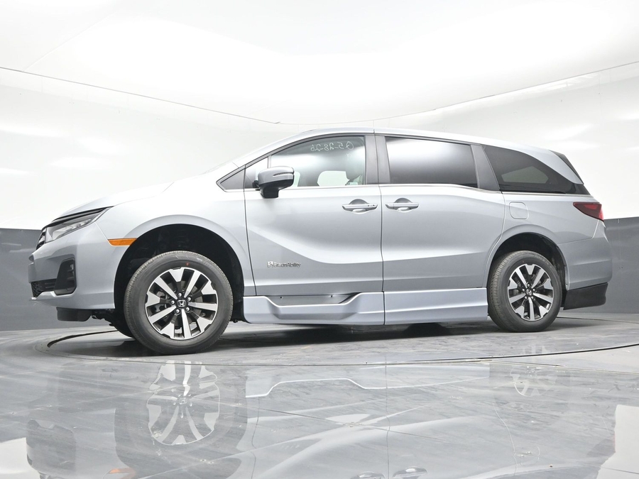 New 2026 Honda Odyssey EX-L - BraunAbility Side Entry Entry In Floor Automatic Ramp