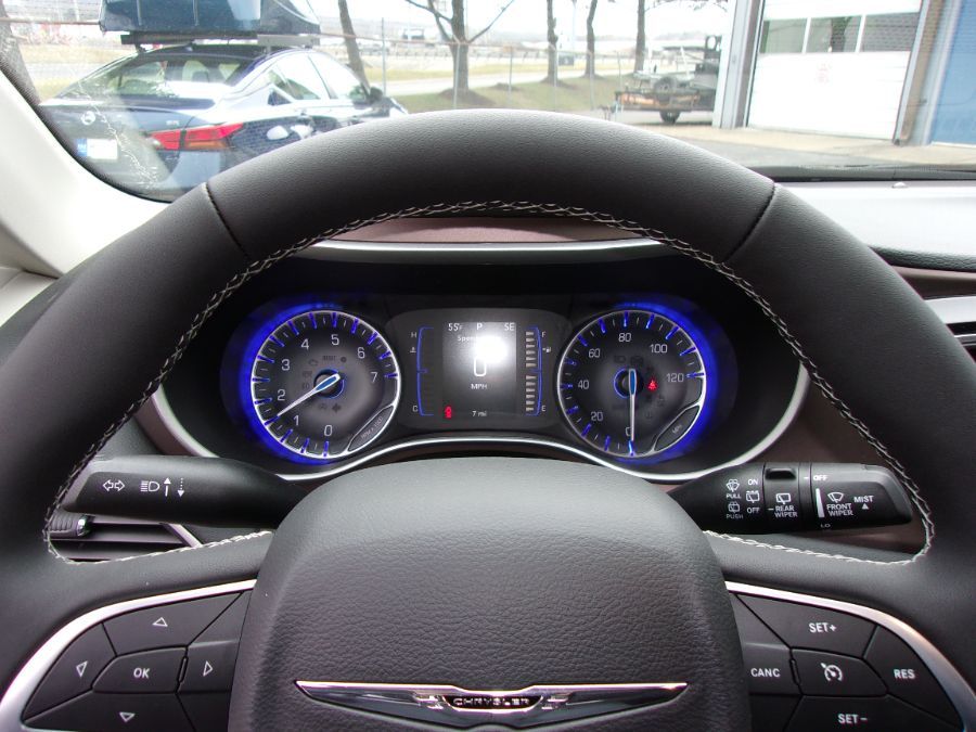 2022 CHRYSLER VOYAGER - Image 13