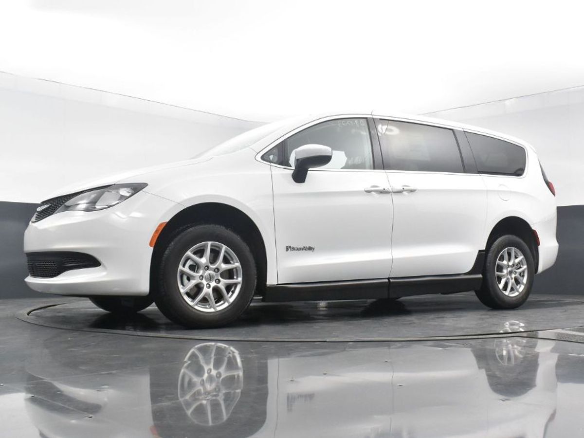 2023 CHRYSLER VOYAGER - Image 23