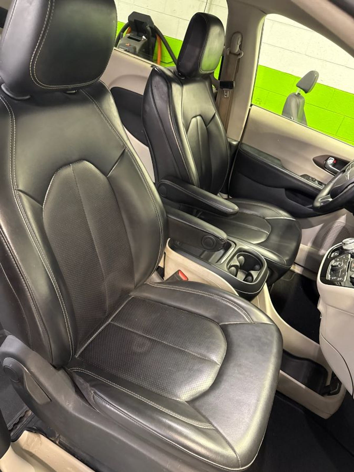 2020 CHRYSLER VOYAGER - Image 16