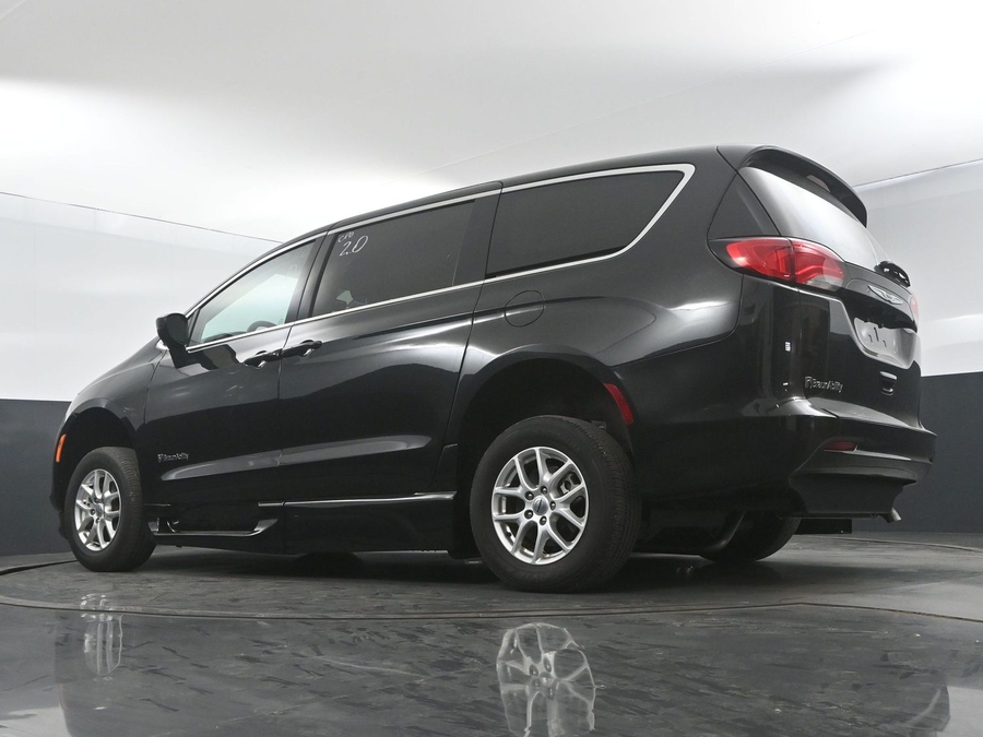 Used 2023 Chrysler Voyager LX - BraunAbility Side Entry Entry Fold Out Automatic Ramp