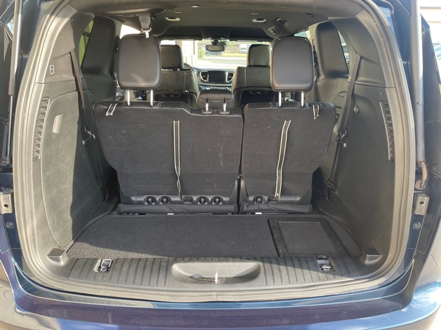 Used 2025 Chrysler Pacifica Select - BraunAbility Side Entry In Floor Automatic Ramp