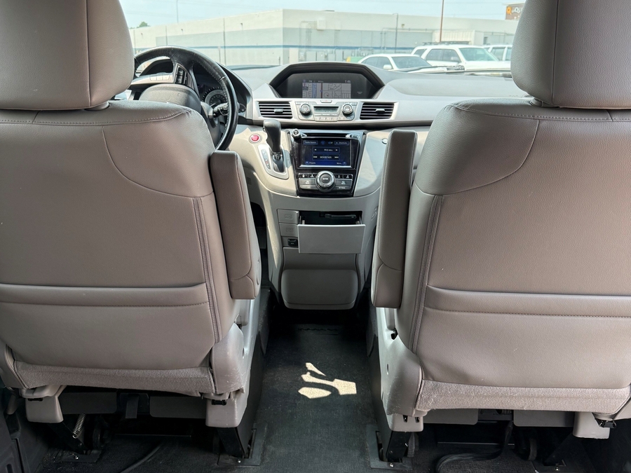2016 Honda Odyssey 17
