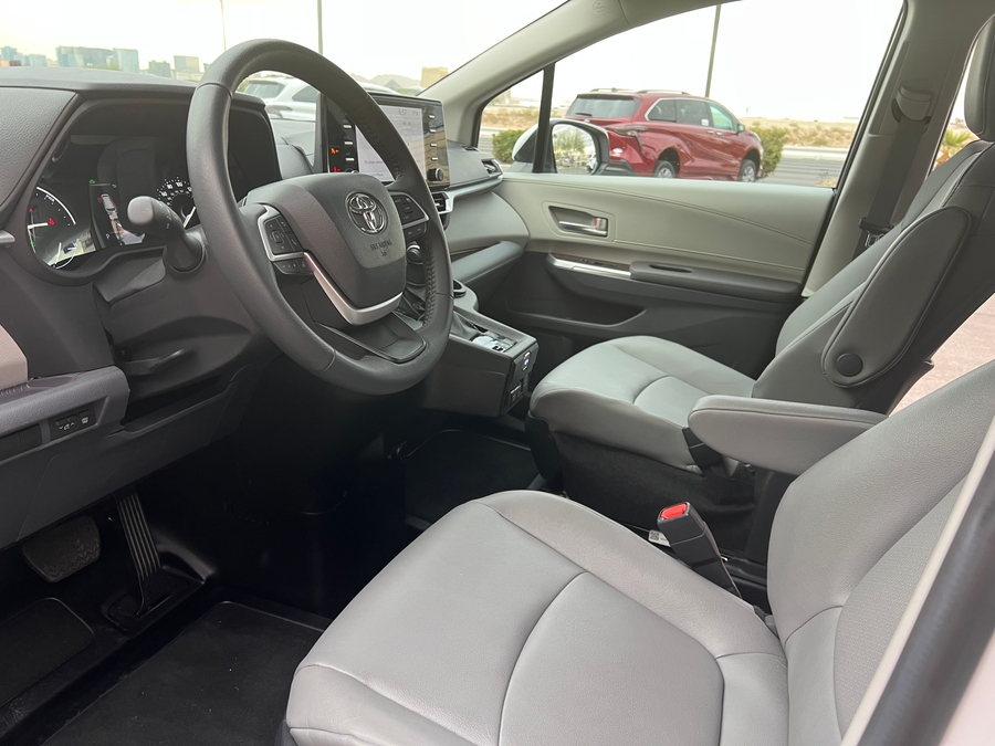 Used 2024 Toyota Sienna Hybrid XLE Base - BraunAbility Side Entry Entry Fold Out Automatic Ramp