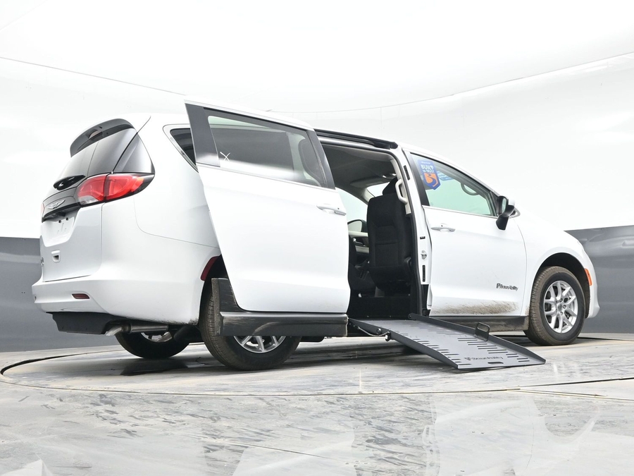 Used 2023 Chrysler Voyager LX - BraunAbility Side Entry Entry Fold Out Manual Ramp