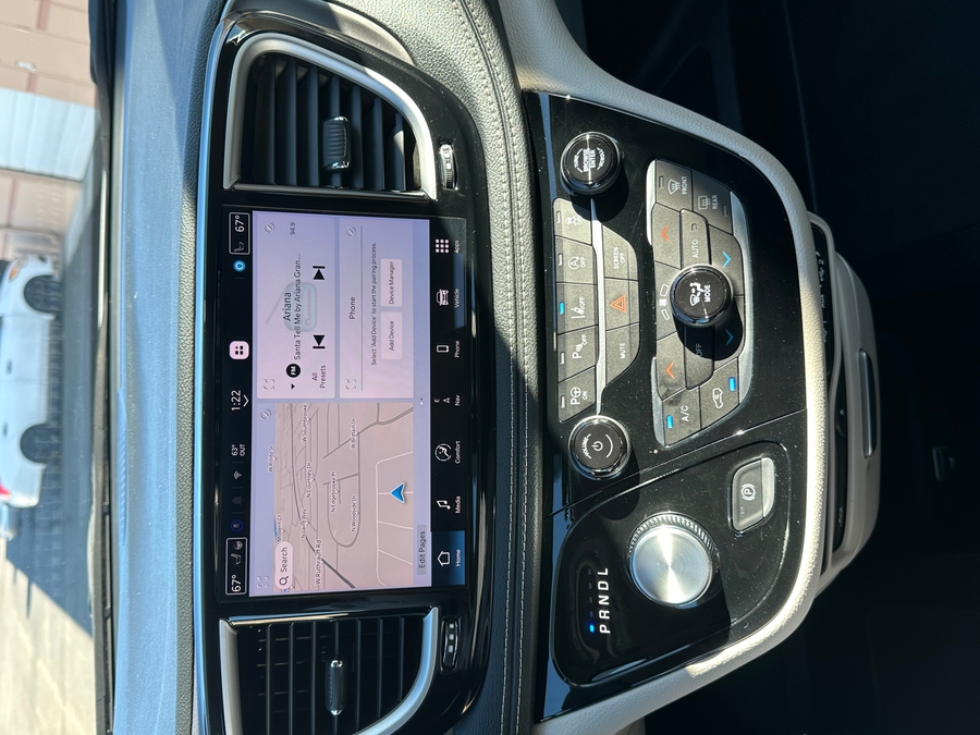 Used 2023 Chrysler Pacifica Touring L Theatre - BraunAbility Side Entry Entry In Floor Automatic Ramp