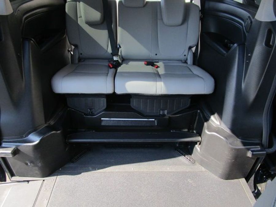 Used 2022 Honda Odyssey  - VMI Side Entry Entry In Floor Automatic Ramp