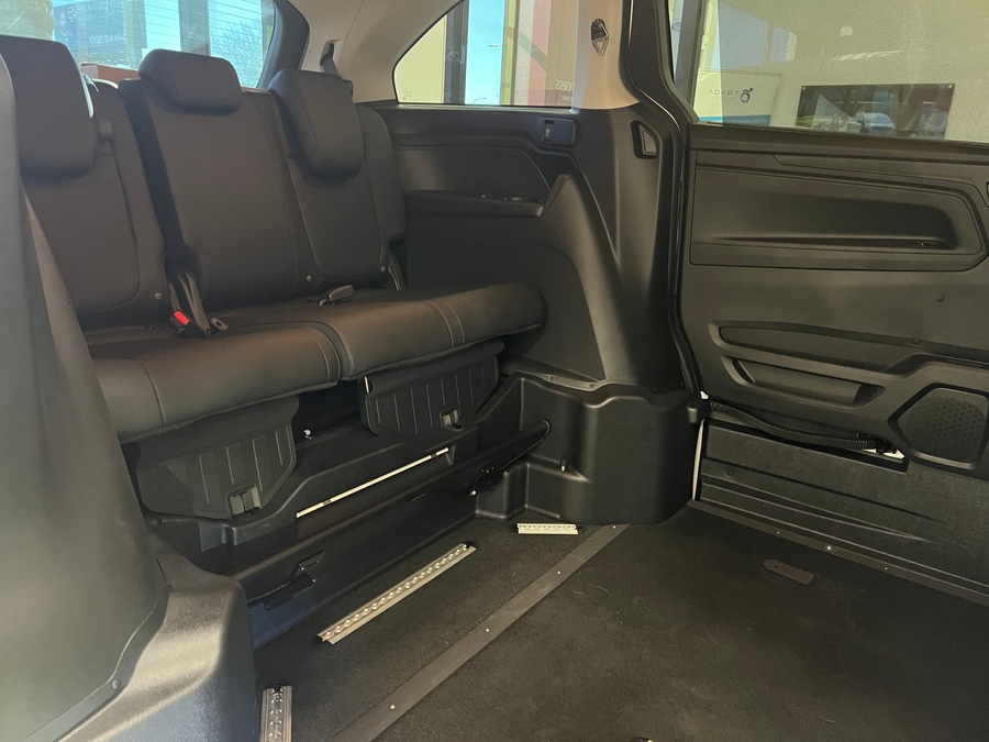 New 2025 Honda Odyssey EX-L - VMI Side Entry Entry In Floor Automatic Ramp