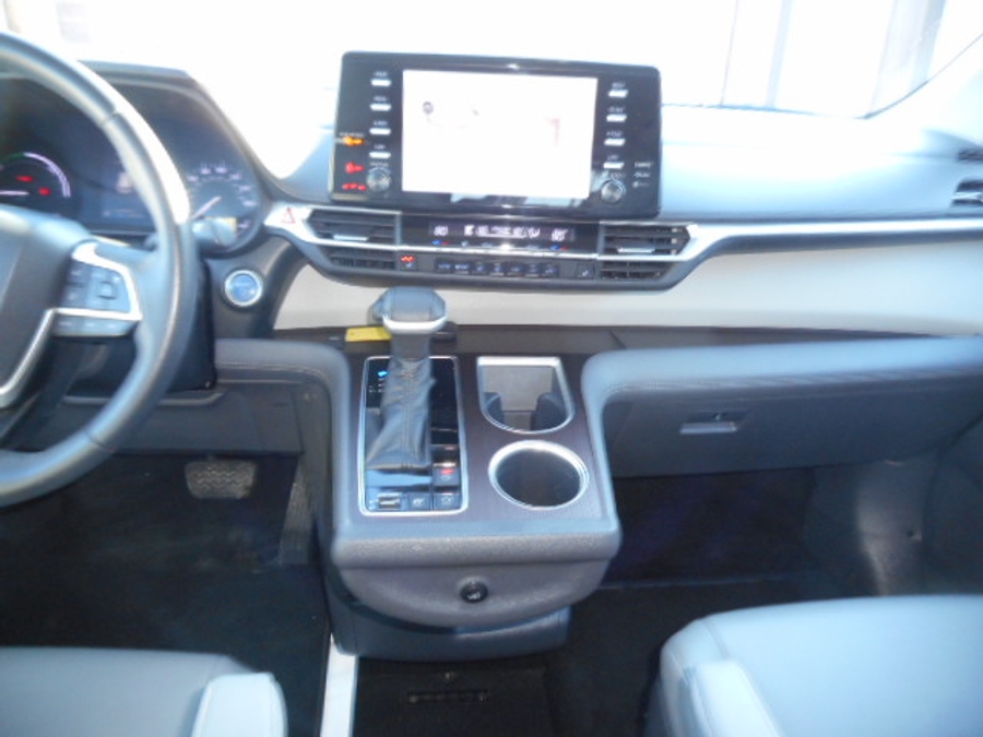 2021 TOYOTA SIENNA - Image 18