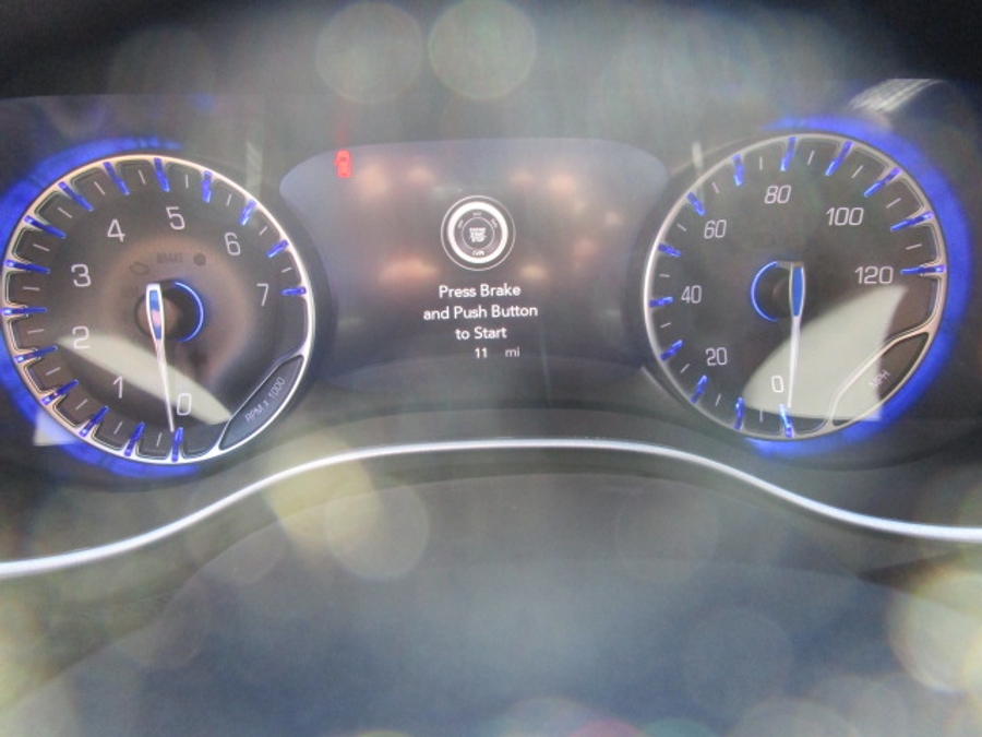 New 2025 Chrysler Pacifica Select Safety - BraunAbility Side Entry Entry Fold Out Automatic Ramp